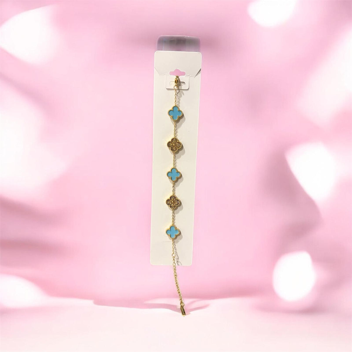 Armband mit vierblättrigem Kleeblatt-Anhänger aus Edelstahl